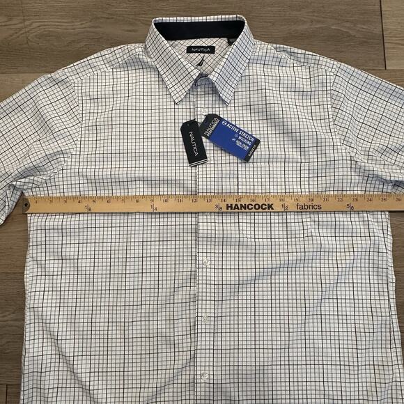 Nautica NWT Classic-Fit Wrinkle-Resistant Plaid Button-Down Shirt Blue Plaid XL - Picture 5 of 12